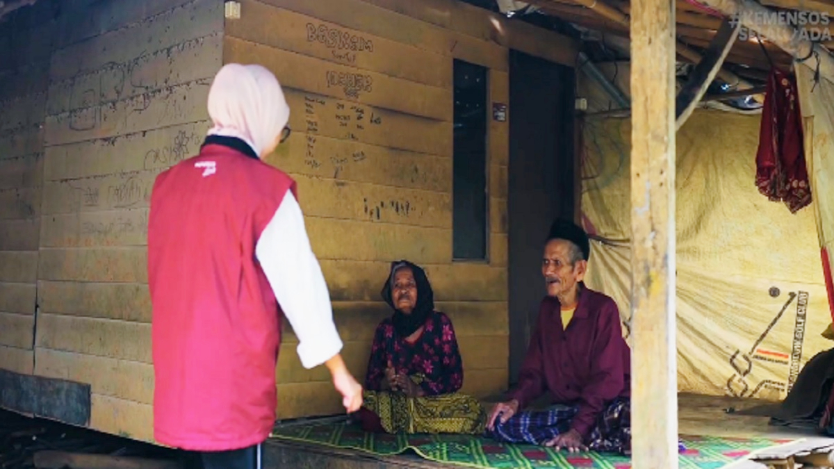 Kunjungan Pendamping sosial ke rumah KPM bansos
