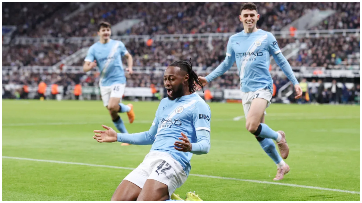 Selebrasi mesin gol baru Manchester City Antoine Semenyo usai mencetak gol ke gawang Newcastle United.