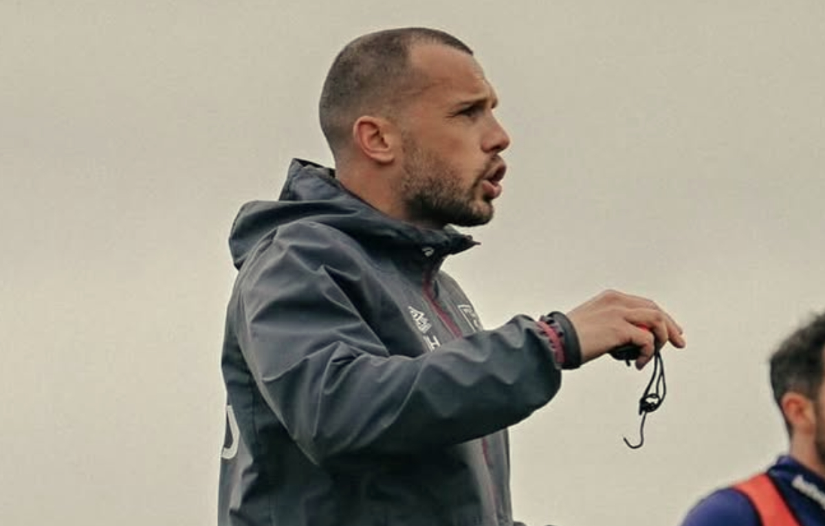 John Heitinga menjadi&nbsp;staf pelatih Tottenham Hotspur.