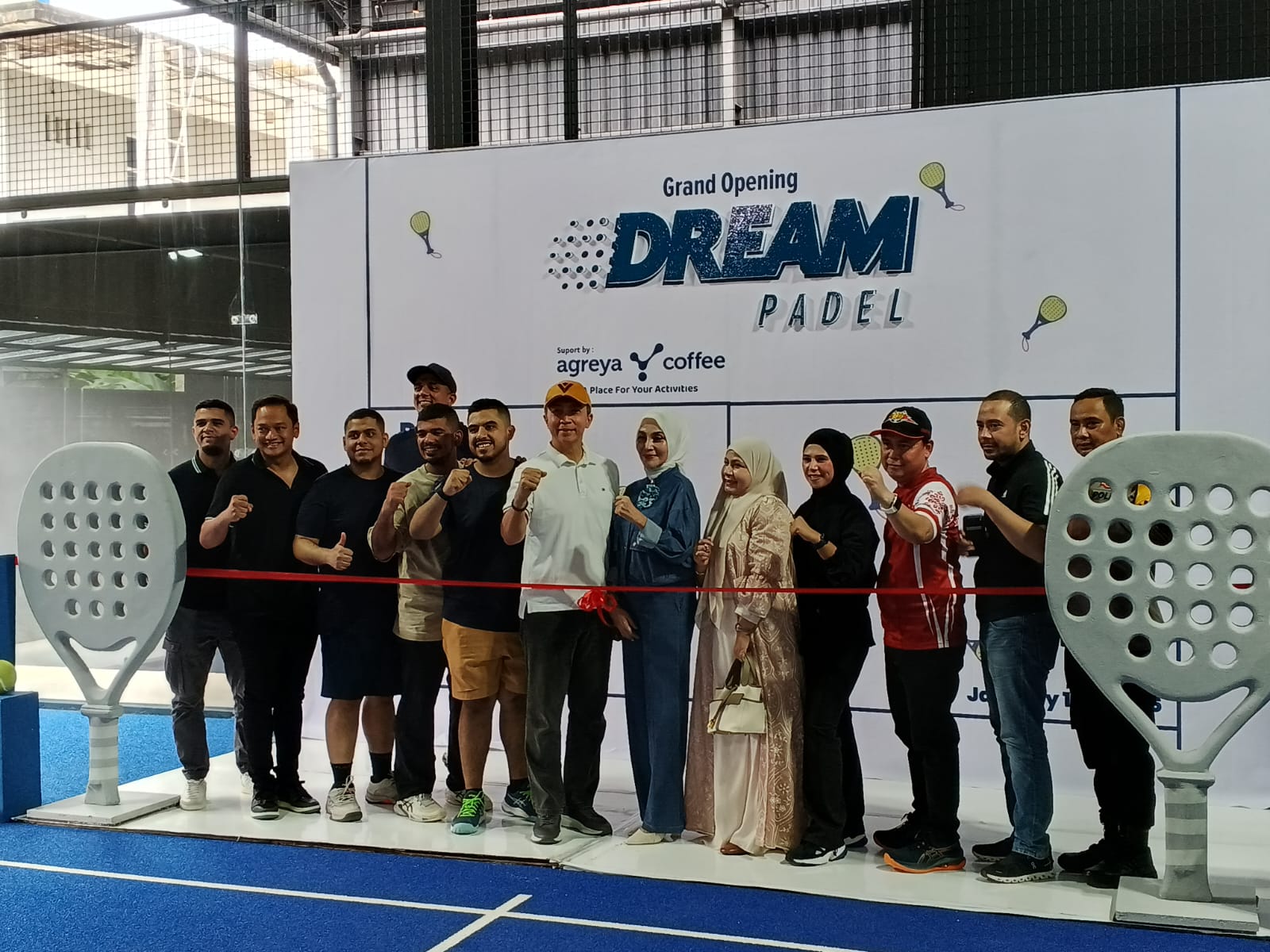 Grand Opening Dream Padel di Jalan Raya Pajajaran, Kota Bogor, Sabtu 17 Januari 2026.