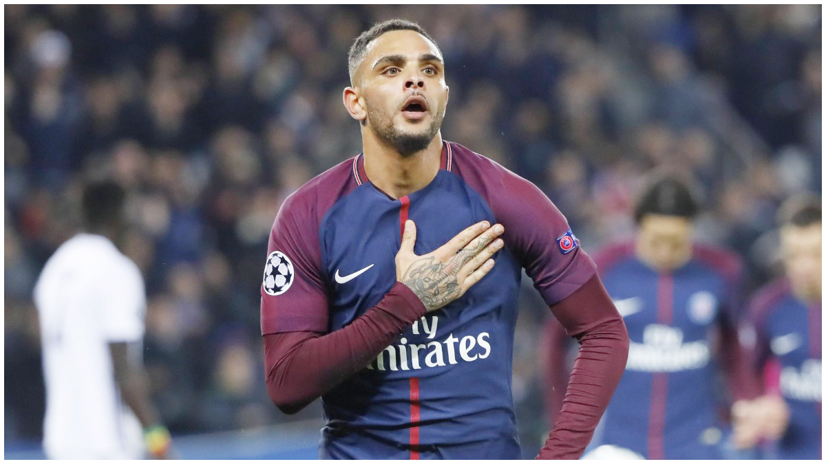 Layvin Kurzawa, mantan bek PSG dikabarkan bakal segera bergabung dengan Persib Bandung.