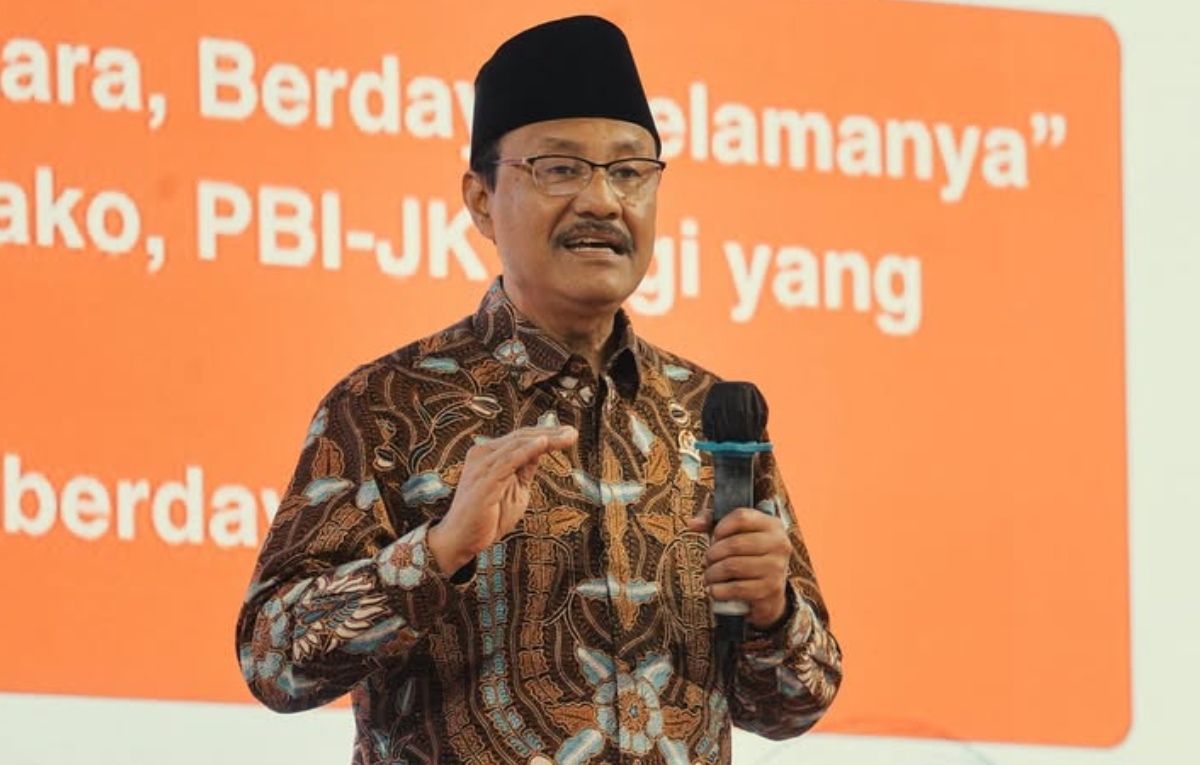 BANSOS : Menteri Sosial, Saifullah Yusuf saat memberikan pemaparan.