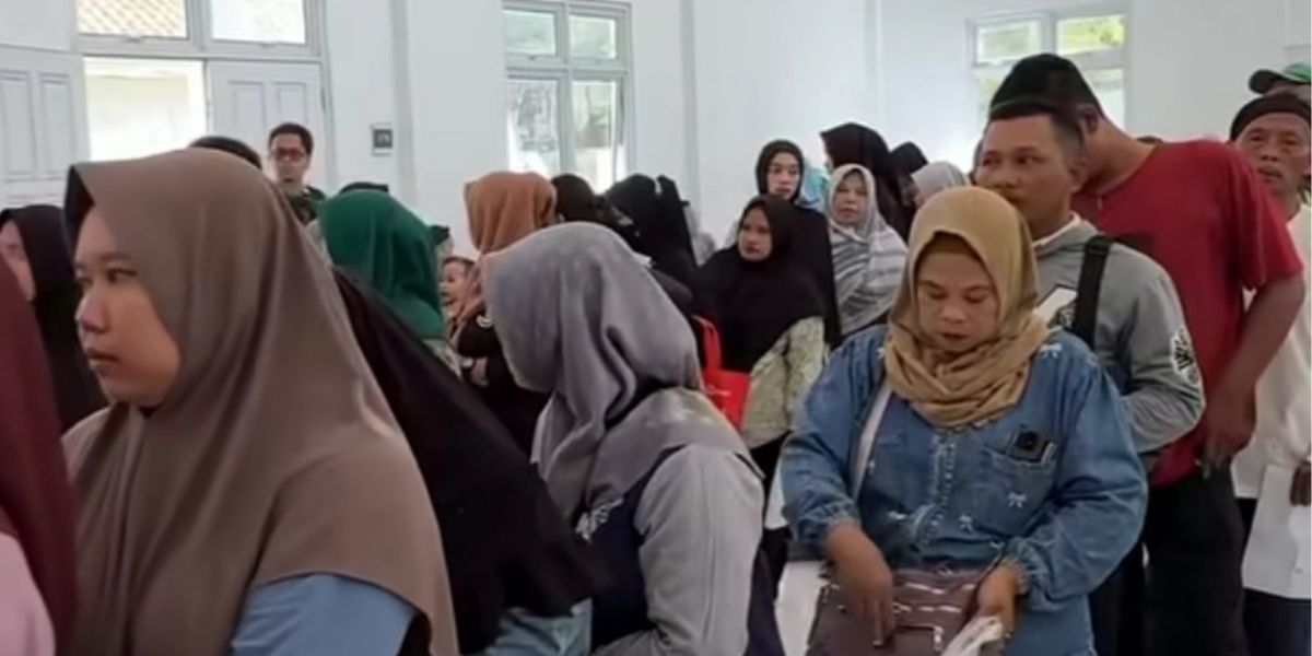 Ilustrasi antrean KPM bansos BPNT.