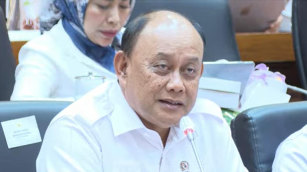 Kepala Badan Gizi Nasional (BGN) Dadan Hindayana saat hadir dalam rapat bersama Komisi IX DPR RI di Jakarta.