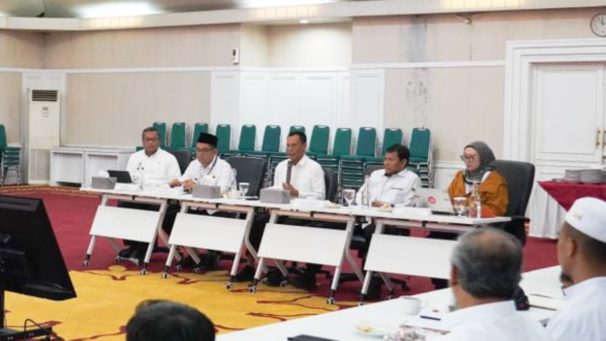 Pemerintah Kabupaten Bogor menggandeng KPK dalam membahas tata kelola tambang MBLB dan alih fungsi lahan.