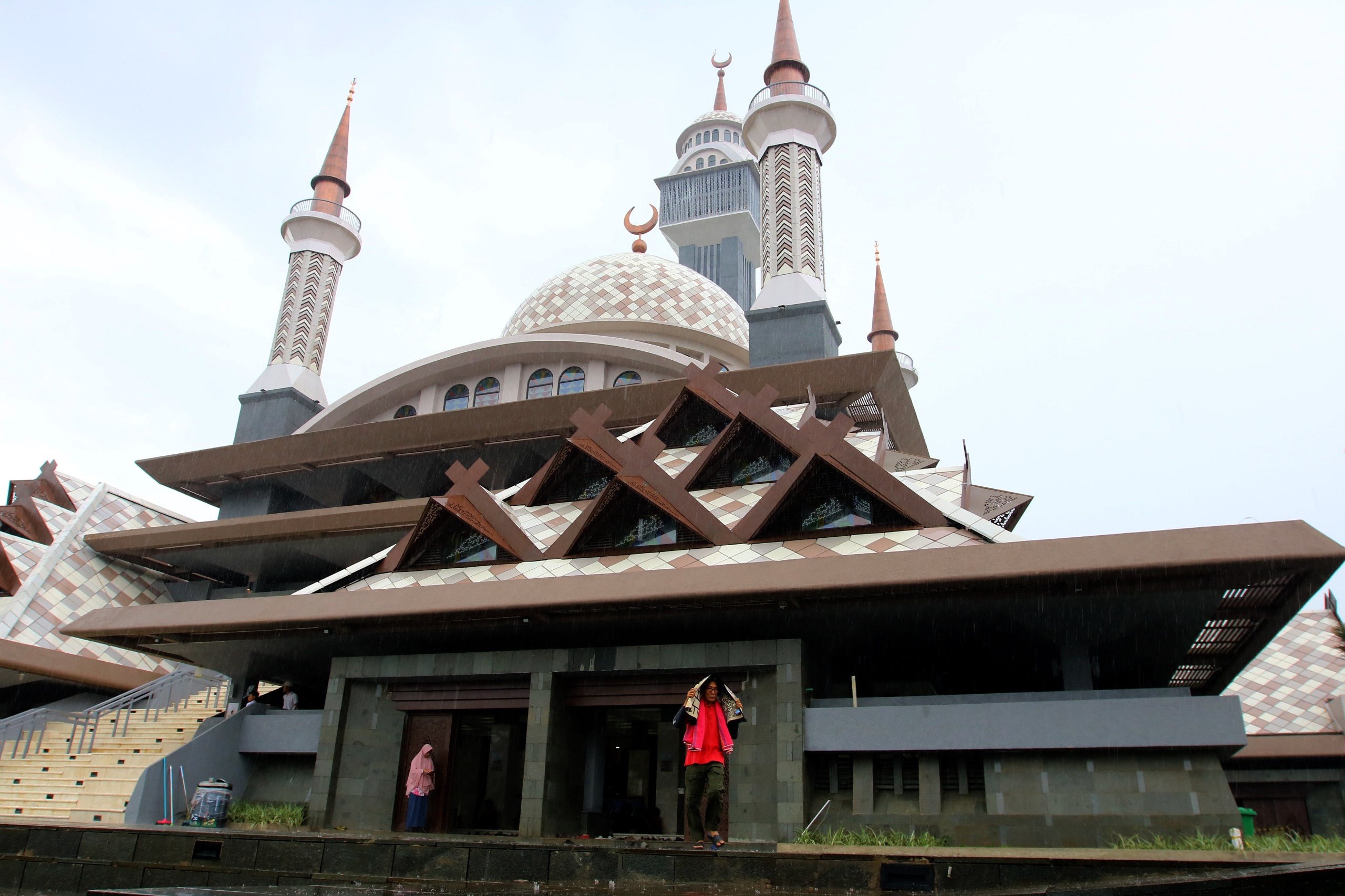 Mesjid Nurul Wathon di Pakansari, Cibinong, Kabupaten Bogor.