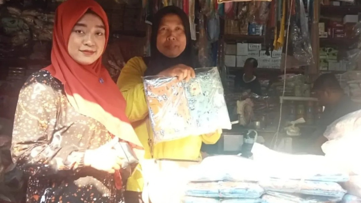 Ilustrasi. KPM usia produktif menerima dana bukan bansos, melainkan modal usaha.