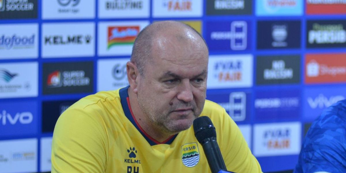 Bojan Hodak, pelatih kepala Persib Bandung.