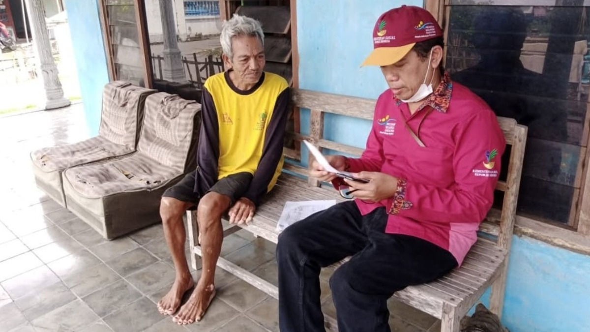 Ilustrasi komponen lansia yang termasuk kategori penerima bansos seumur hidup.