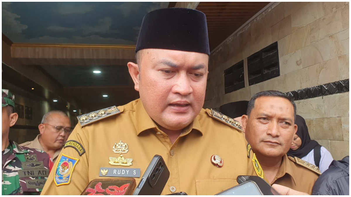 Bupati Bogor, Rudy Susmanto saat menyampaikan soal lokasi untuk jadi pusat kuliner selama Ramadhan.