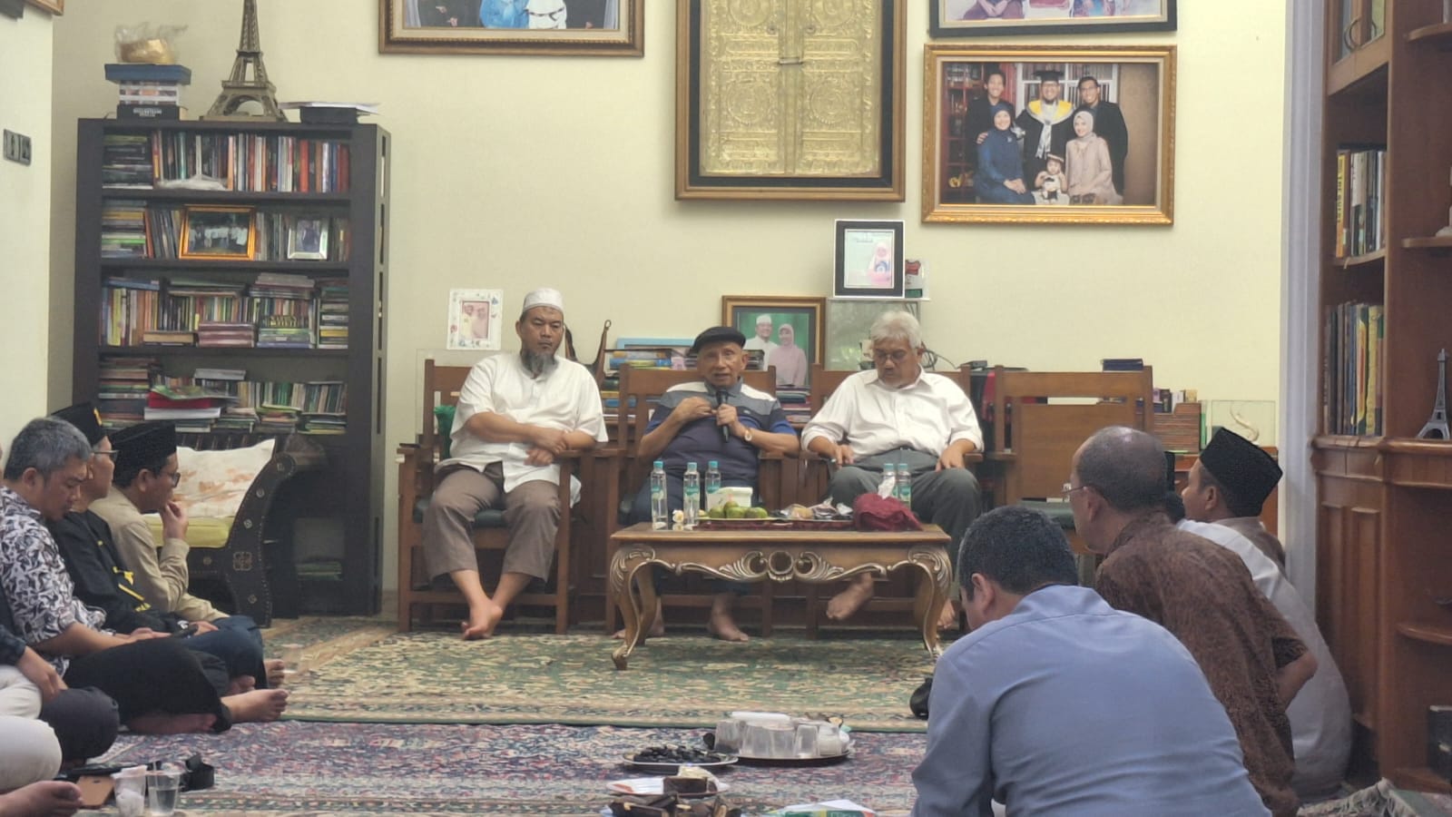 Amien Rais dalam acara Silaturahmi bersama MS Kaban dan kader Partai Ummat di Kota Bogor, Selasa 27 Januari 2026.