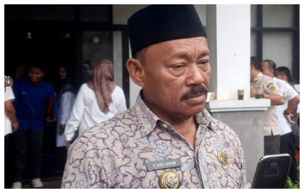 Kepala Des Cibodas, Mad Harun, saat menyampaikan kekecewaannya atas ketidakhadiran Anggota DPRD Kabupaten Bogor dalam Musrenbang Kecamatan Rumpin.