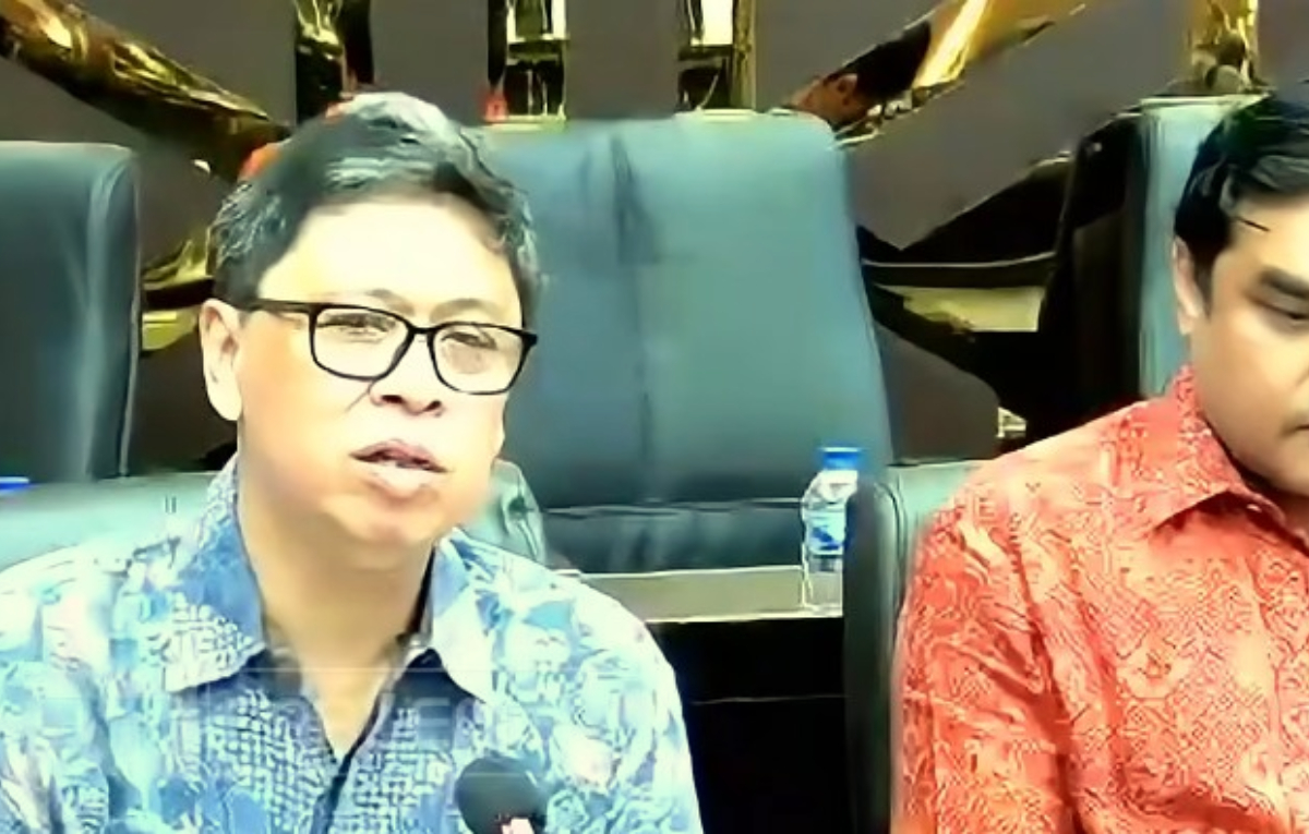 Managing Director Musica Studios, Gumilang Ramadhan saat memberikan paparan.