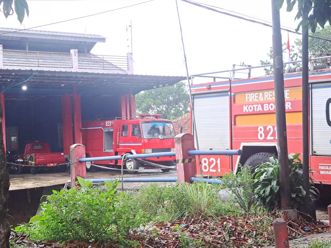Ilustrasi: Armada Mobil di Mako Damkar Yasmin, Kota Bogor.