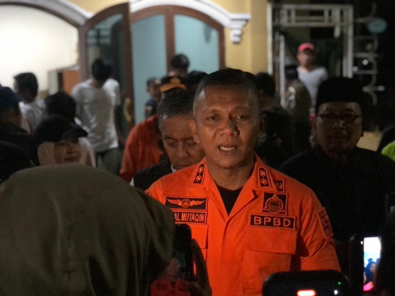 Wakil Wali Kota Bogor Jenal Mutaqin saat bertakziah ke rumah duka di Kelurahan Bondongan, Kecamatan Bogor Selatan, Kamis 29 Januari 2026 malam.