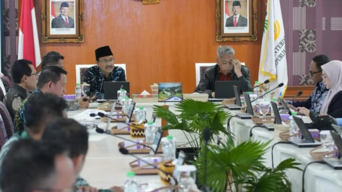 Ilustrasi Kemensos tentukan aturan Baru terkait penyaluran bansos.