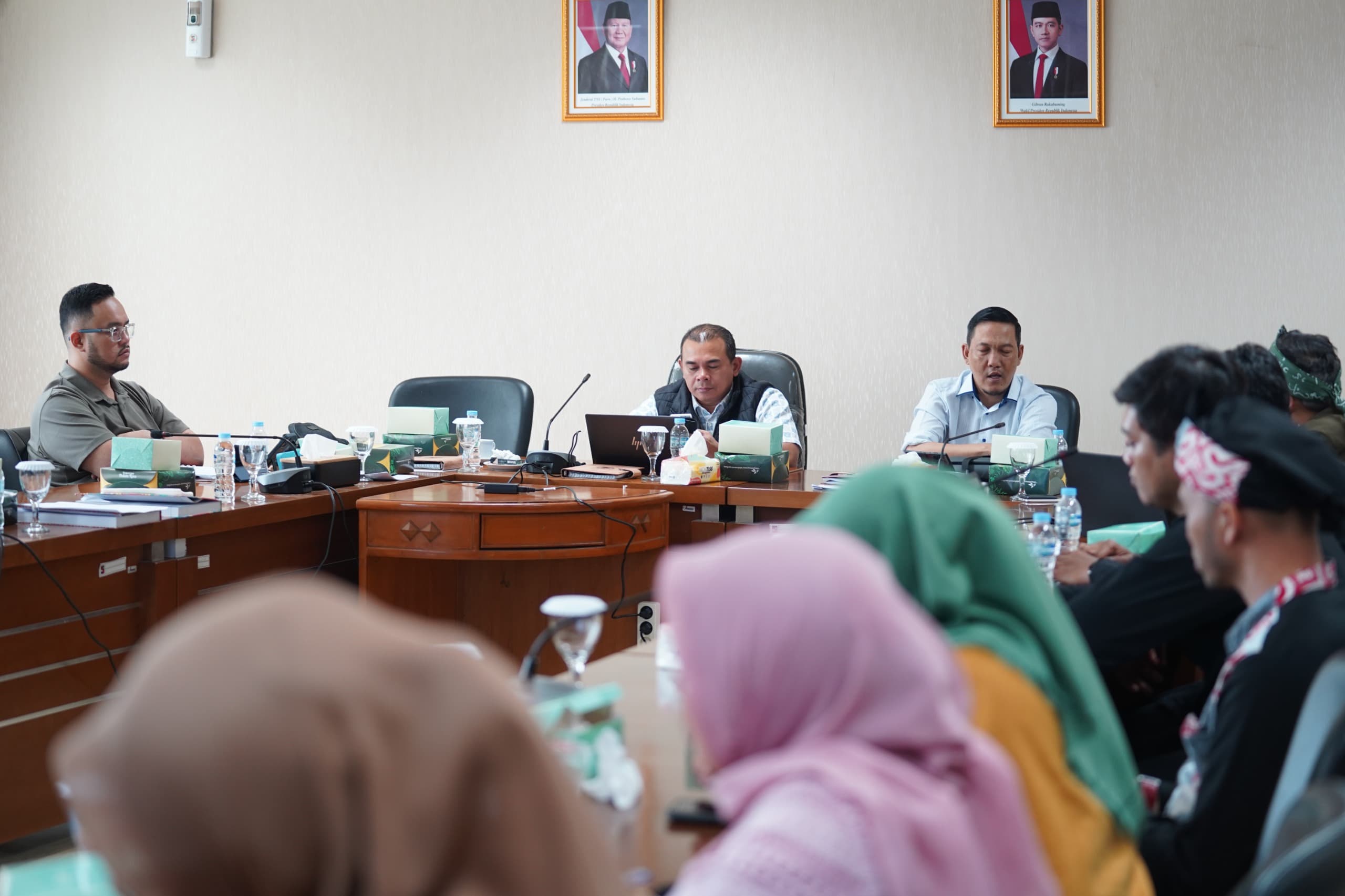 Rapat Pansus DPRD Kota Bogor bersama Disdukcapil Kota Bogor, Kamis 29 Januari 2026.
