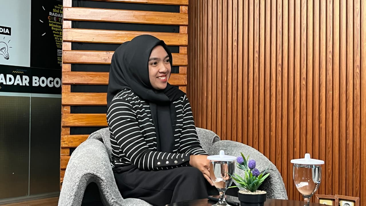 Relawan SalamAid sekaligus dokter forensik Wulan Sofia, saat dimintai keterangan oleh Radar Bogor dalam Podcast di Graha Pene, Kamis 29 Januari 2026.