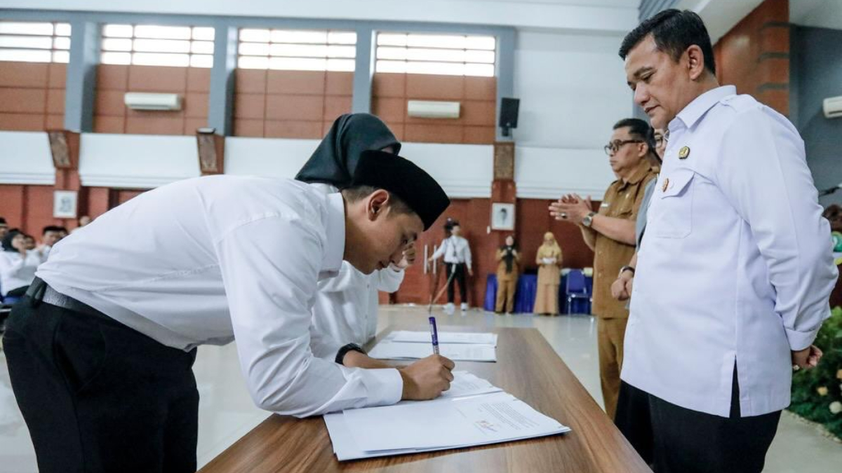 Pelantikan PPPK paruh waktu di lingkungan Dinas Pendidikan (Disdik) Jawa Barat (Jabar)