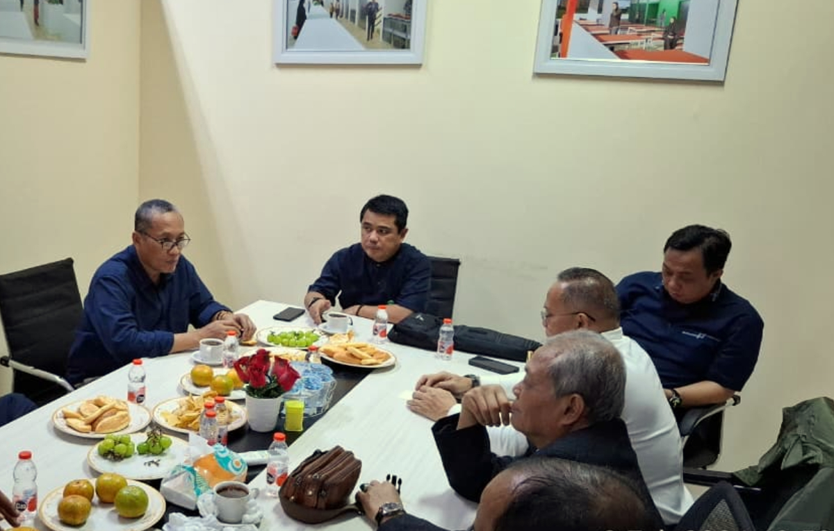 PT BAM dan Perumda PPJ&nbsp;rapat koordinasi di Kantor Jambu Dua membahas rencana pemindahan pedagang ke Pasar Jambu Dua, Senin (2/1/2026).