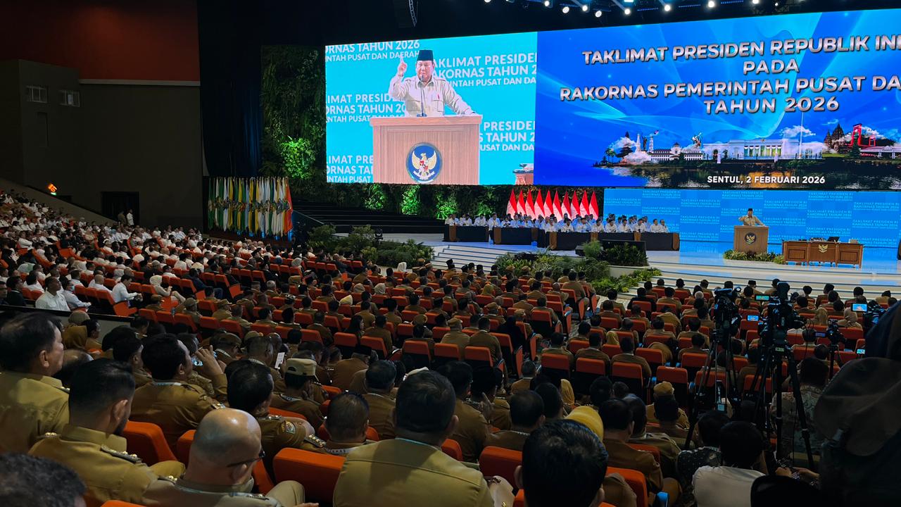 Presiden Prabowo Subianto saat menyampaikan Taklimat dalam Rakornas di ICC, Kabupaten Bogor, Senin 2 Februari 2026.