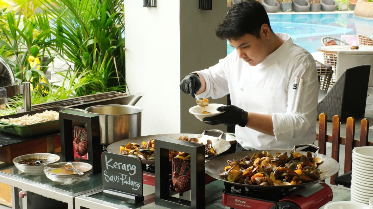 The Alana Hotel Sentul City menyajikan berbagai variasi menu saat bulan Ramadhan.