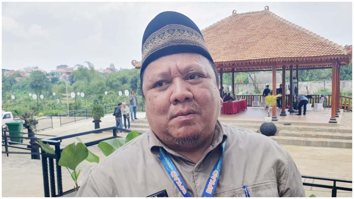 Sekretaris BPKAD Kabupaten Bogor, Achmad Wildan saat memberikan keterangan soal Belanja Tak Terduga (BTT) 2026.