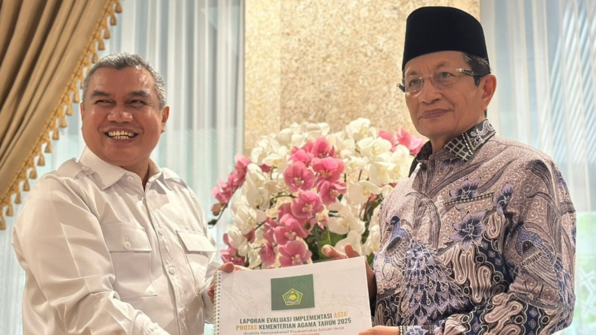 Kemenag saat menerima Lapwas Triwulan IV 2025