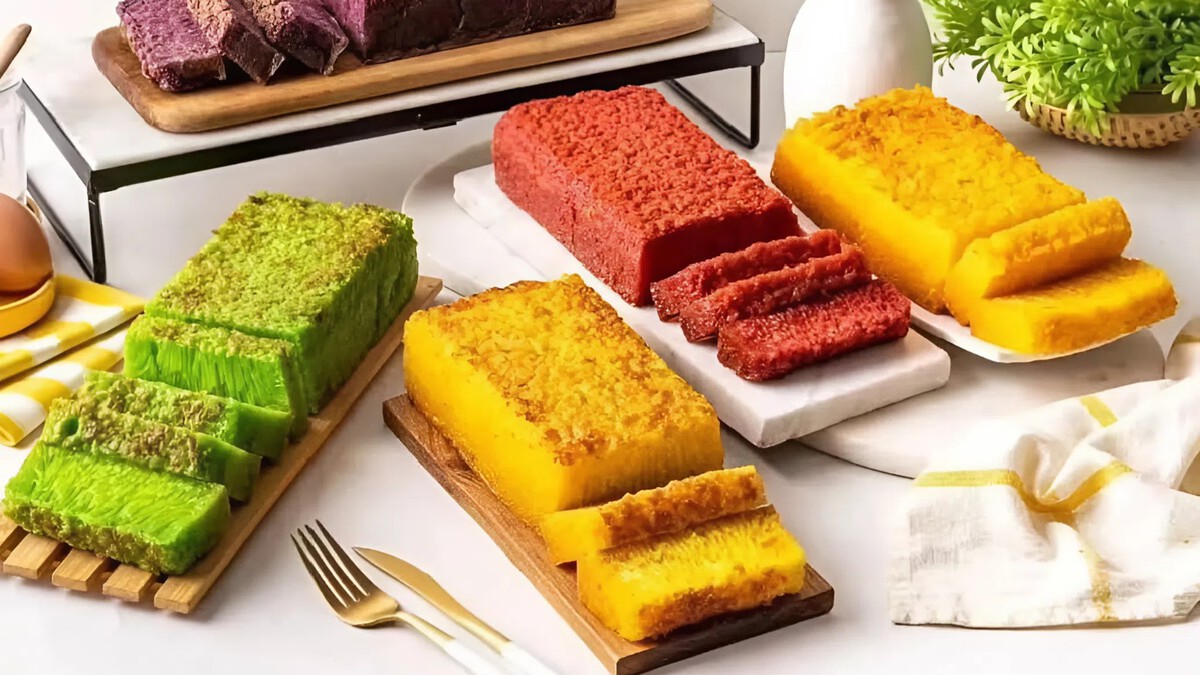 Bika Bogor Tallubi salah satu oleh-oleh khas Bogor yang menawarkan berbagai rasa.