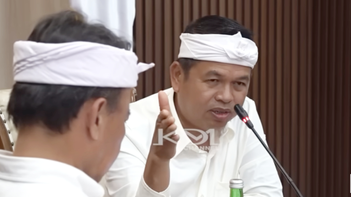 Gubernur Jawa Barat Dedi Mulyadi mengusulkan terkait penanganan jalan nasional, jalan provinsi, dan jalan kabupaten atau kota.