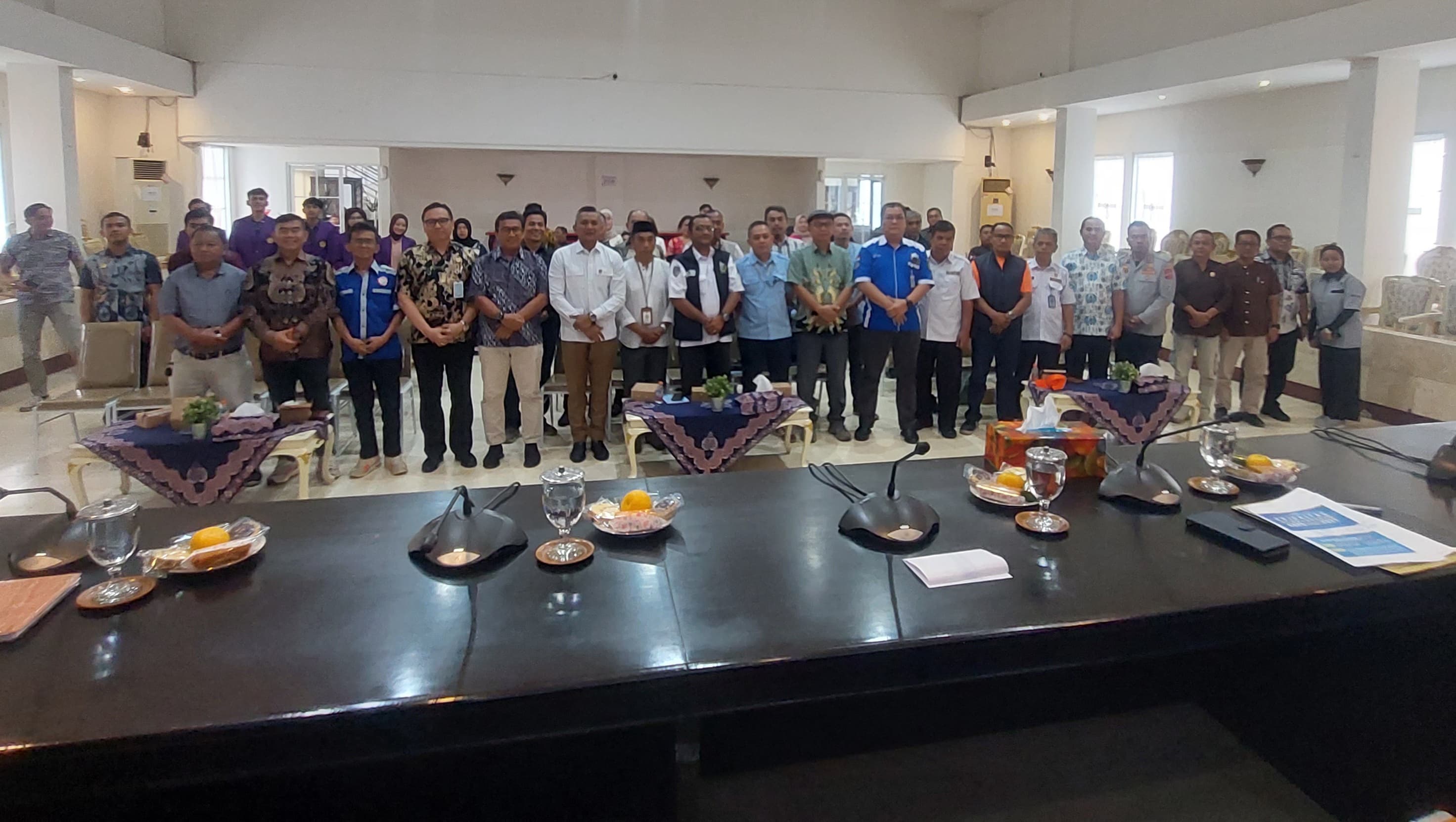 Focus Group Discussion (FGD) Penyusunan Perwali di Bidang Angkutan.
