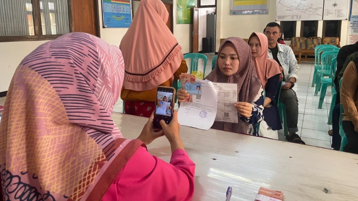 Ilustrasi penyaluran bansos PKH dan BPNT