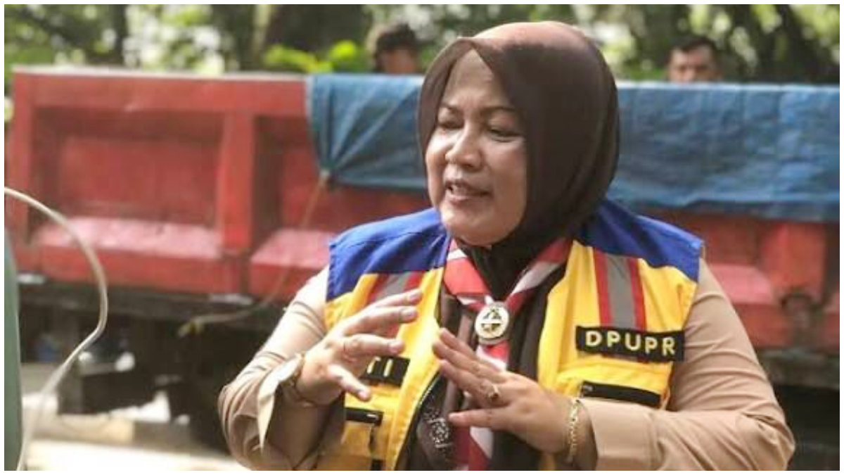 Kepala Dinas PUPR Kota Bogor Juniarti Estiningsih layangkan surat ke Pemerintah Pusat terkait jalan nasional di Kota Bogor yang rusak.