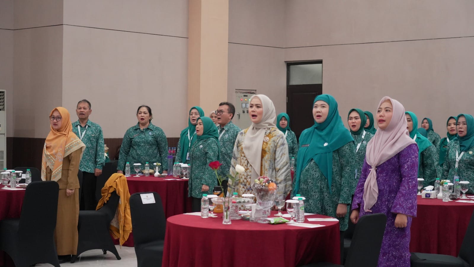 Acara Pelatihan Peningkatan Kapasitas dan Manajemen Pengurus PKK Kabupaten Bogor.