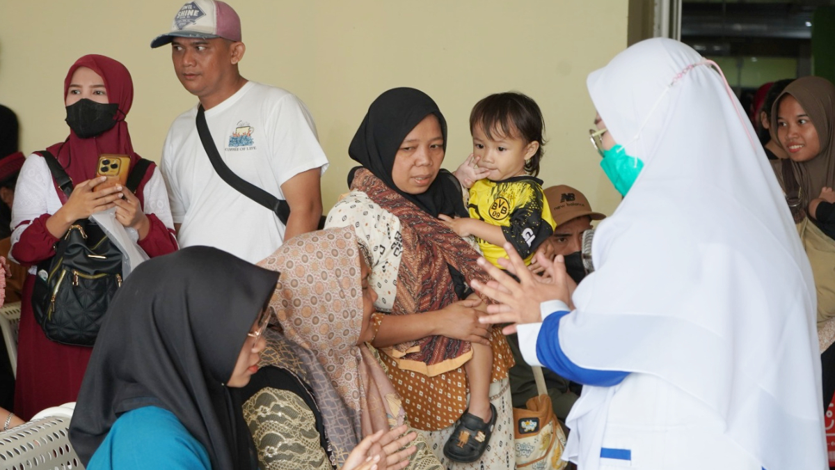 RSUD R Moh Noh Nur Leuwiliang Bogor melakukan edukasi pencegahan campak dan hand hygiene untuk pengunjung poliklinik anak.&nbsp;