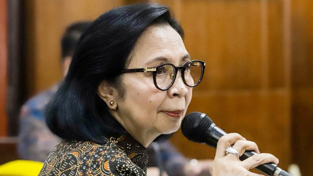 Guru Besar Hukum Keperdataan Universitas Indonesia (UI) Rosa Agustina saat menyampaikan keterangan di persidangan.