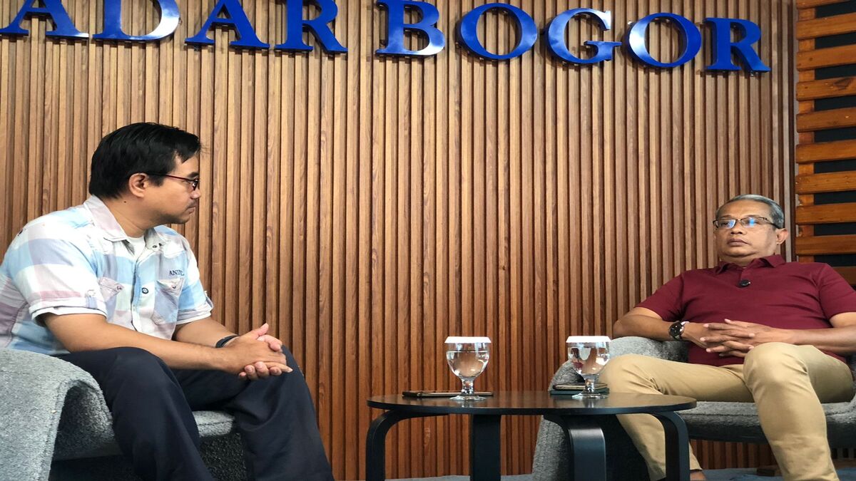 Ketua KORMI Kota Bogor saat menjadi narasumber soal olahraga tradisional di Podcast Bicara Bogor.