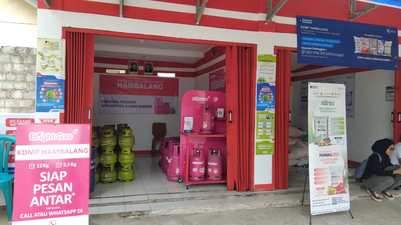 Kondisi Gerai Koperasi Desa Merah Putih Hambalang, Kecamatan Citeureup, Kabupaten Bogor, Rabu 11 Februari 2026.