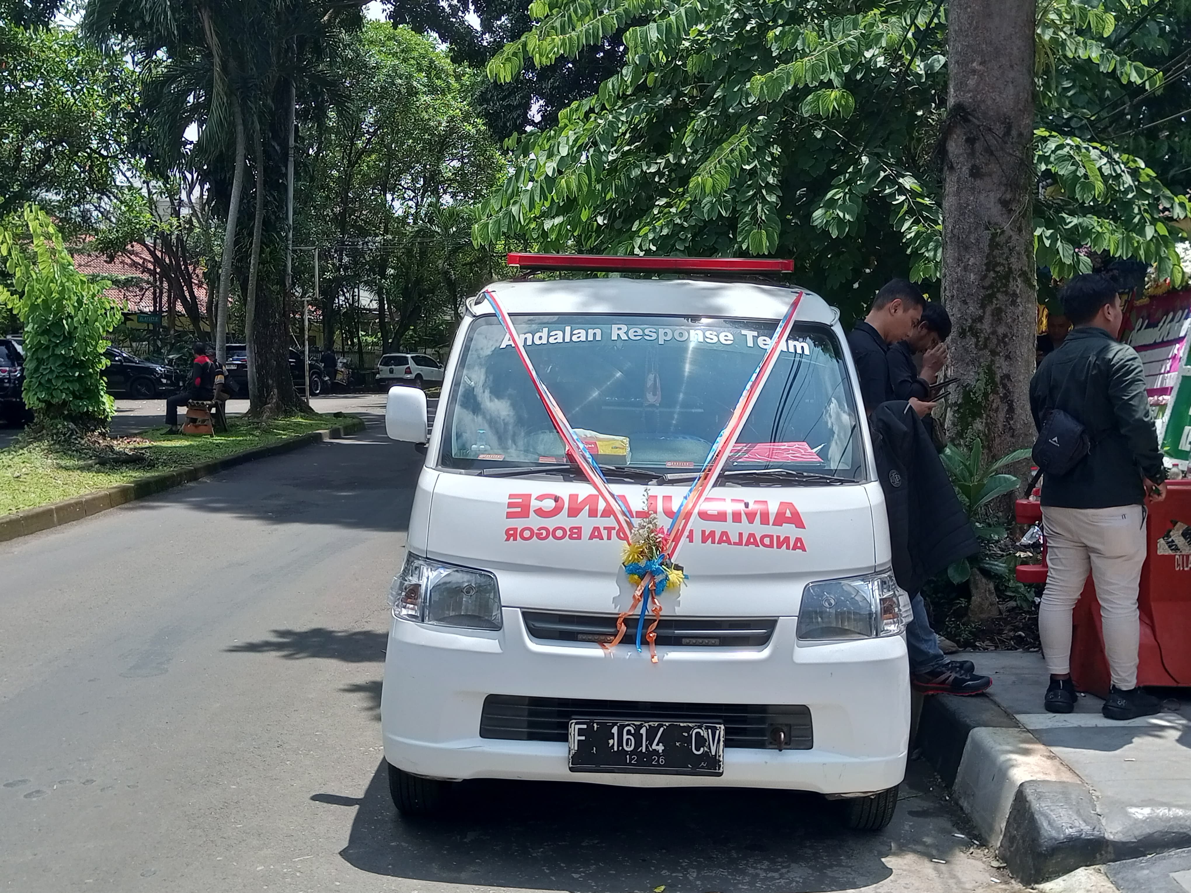 PWI Kota Bogor meluncurkan ambulans gratis bagi masyarakat.