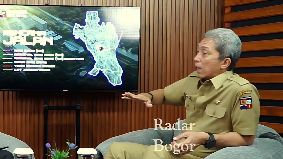 Wali Kota Bogor, Dedie Rachim menjelaskan program atasi kemacetan arus lalu lintas.