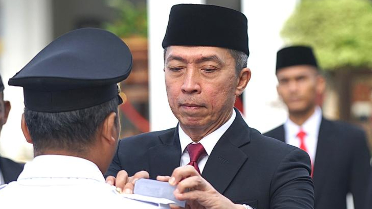 Wali Kota Bogor Dedie A&nbsp;Rachim merobak para pejabat di lingkungan Pemerintah Kota Bogor.