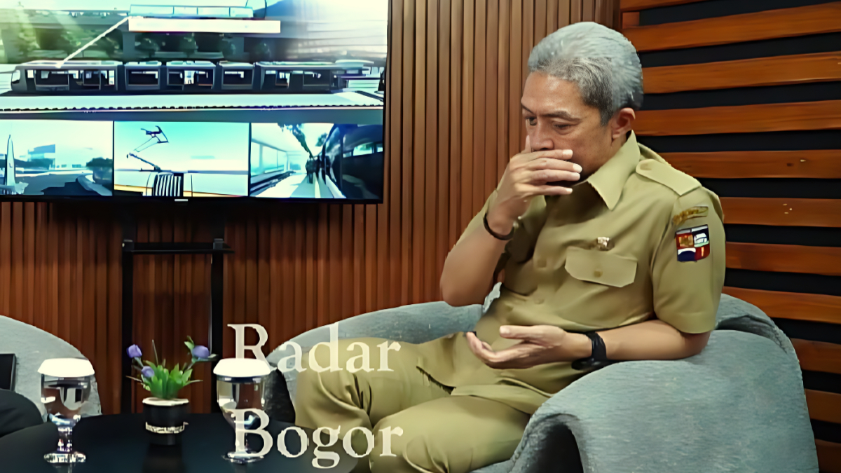 Wali Kota Bogor, Dedie Rachim ingin membangun trem listrik.