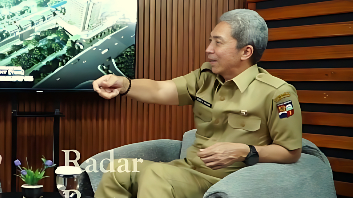 Wali Kota Bogor, Dedie Rachim menjelaskan diperlukannya kereta barang di Bogor.