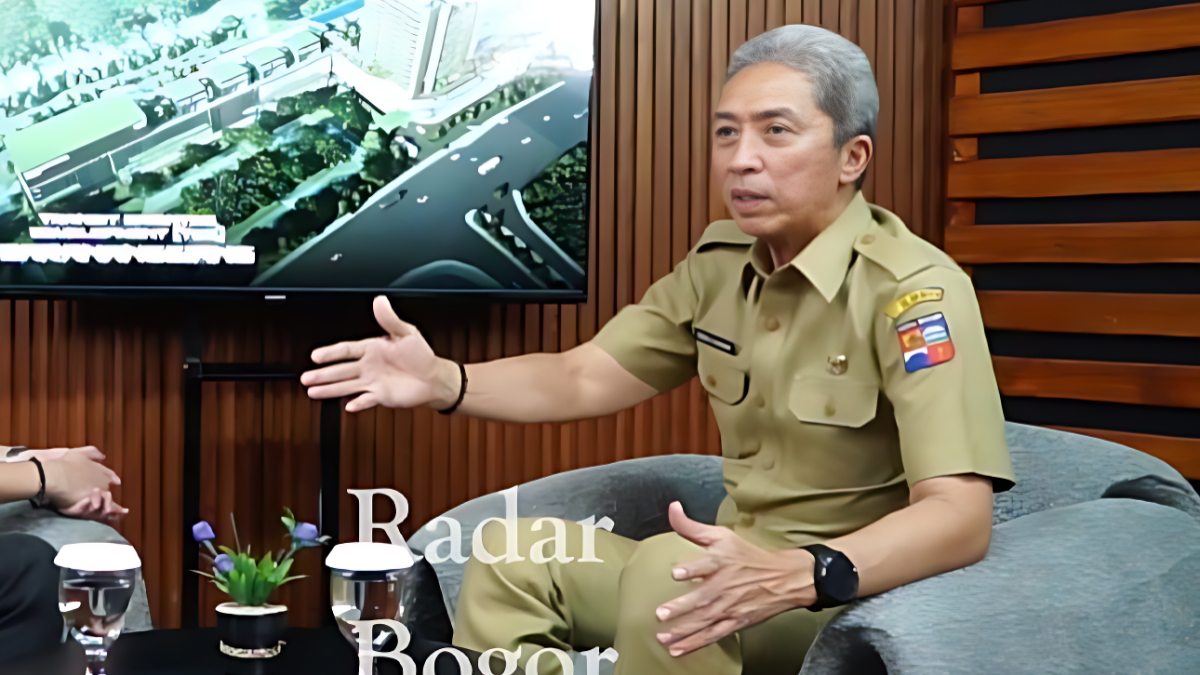 Wali Kota Bogor, Dedie Rachim menjelaskan&nbsp;Stasiun Sukaresmi bisa jadi pusat kereta logistik.