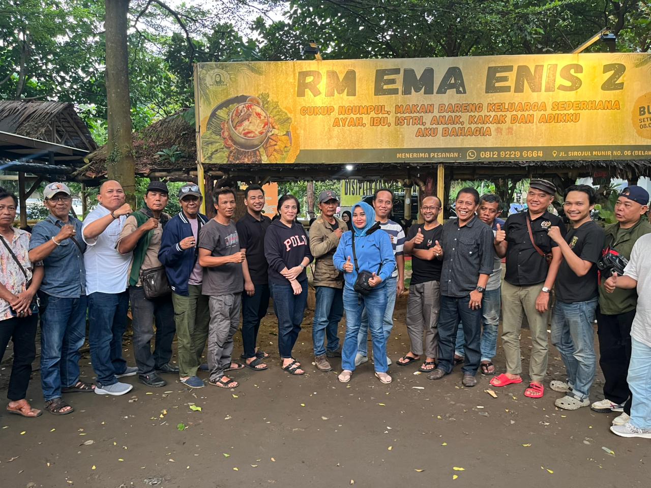 Insan pers yang tergabung dalam BMSN menggelar silaturahmi jelan bulan suci Ramadhan di Rumah Makan Mak Nis, Kecamatan Cibinong, Kabupaten Bogor, Jumat 13 Februari 2026.