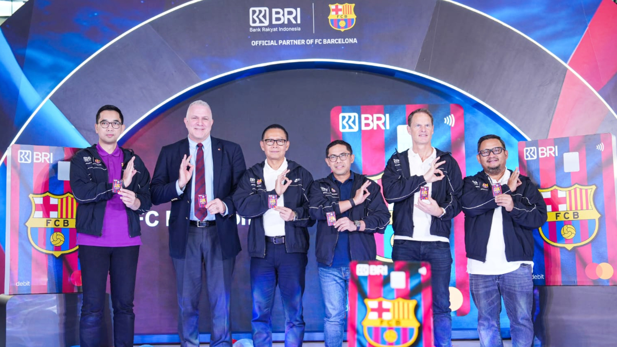 BRI meluncurkan BRI Debit FC Barcelona dalam acara BRI Bar&ccedil;a Week 2026.
