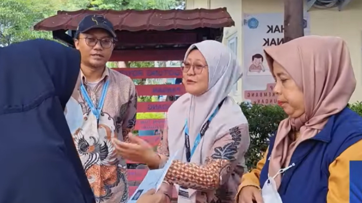 Ilustrasi Keluarga Penerima Manfaat (KPM) bansos tahun 2026.