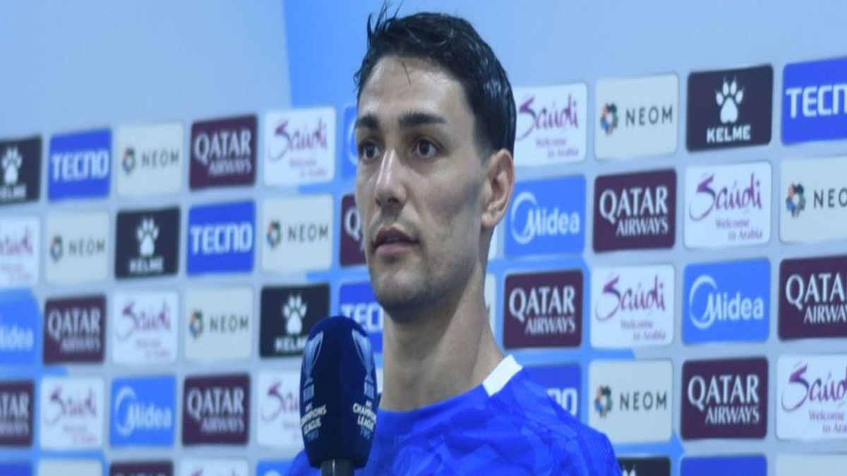 Federico Barba, pemain bertahan Persib Bandung.