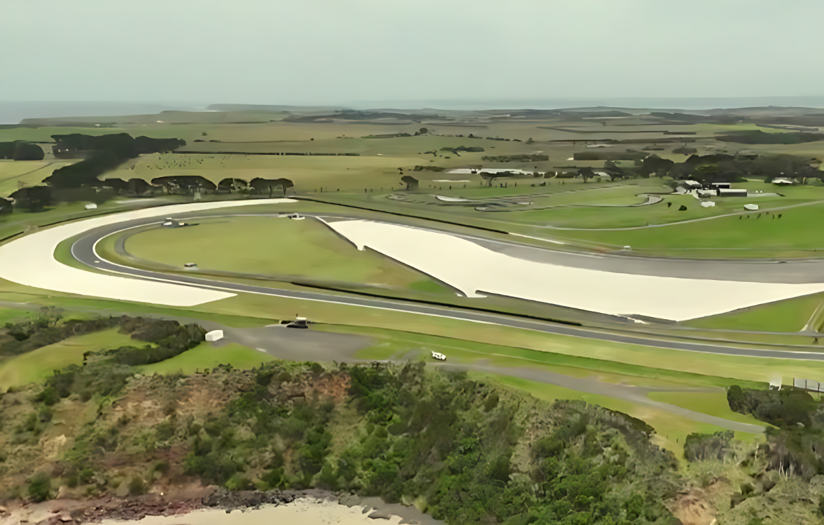 Balapan MotoGP Australia akan tetap digelar di Phillip Island Circuit.