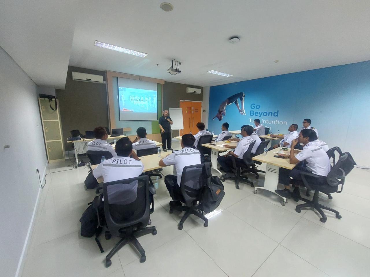 Pelatihan SDM Pemanduan dan Diklat Kepelabuhanan di PT PMLI, Desa Pandansari, Kecamatan Ciawi, Kabupaten Bogor.